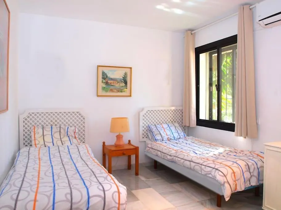 4 Bed Private Pool Villa Bermeja Estepona 0*,