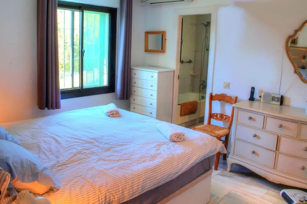 4 Bed Private Pool Villa Bermeja Estepona Spain