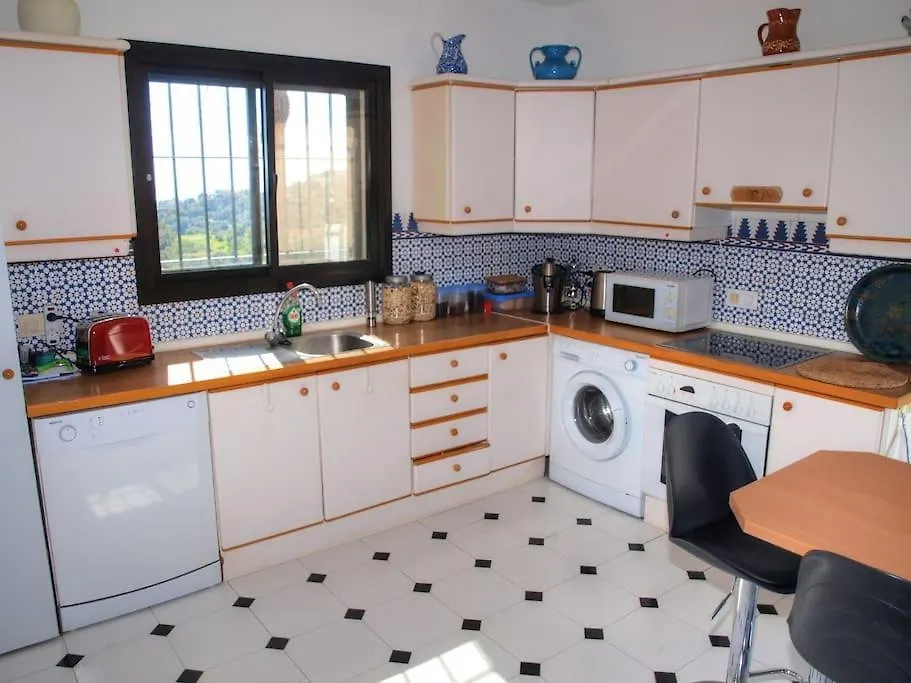 4 Bed Private Pool Villa Bermeja Estepona